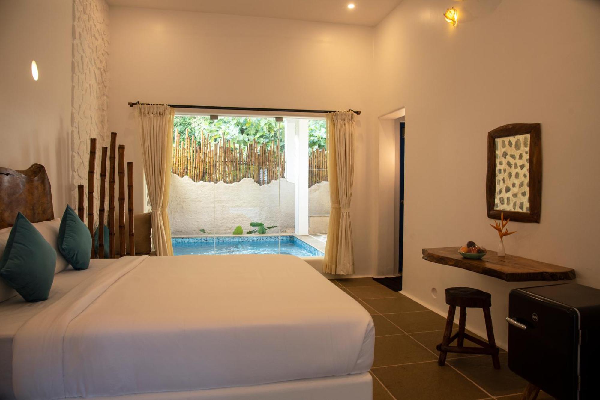 Conch Resort Luxury Private Pool Suites 퐁디셰리 외부 사진